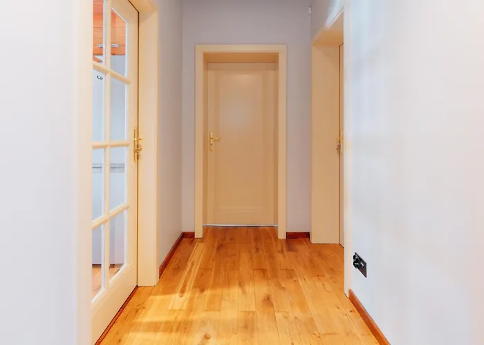 Apartmán Komfortowy W Spokojnej Dzielnicy Vratislav