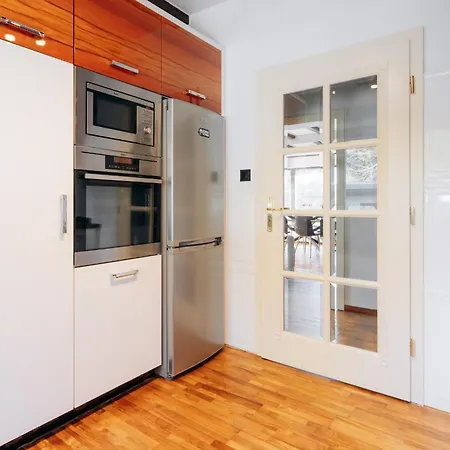 Komfortowy W Spokojnej Dzielnicy *