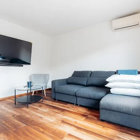 Komfortowy W Spokojnej Dzielnicy Breslavia