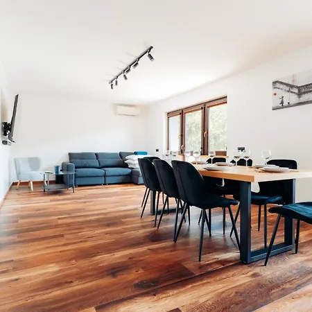 Appartement Komfortowy W Spokojnej Dzielnicy