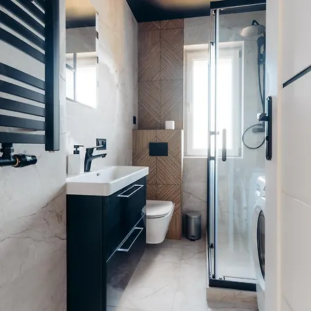 Komfortowy W Spokojnej Dzielnicy Apartment *